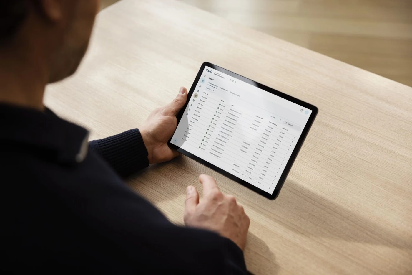 iLOQ access management on a tablet